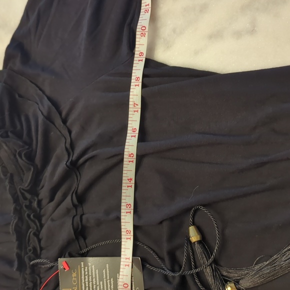 IMAN black tassel ruffle neck blouse 3/4 sleeved w/ elastic cuffs and hem small - Picture 12 of 13